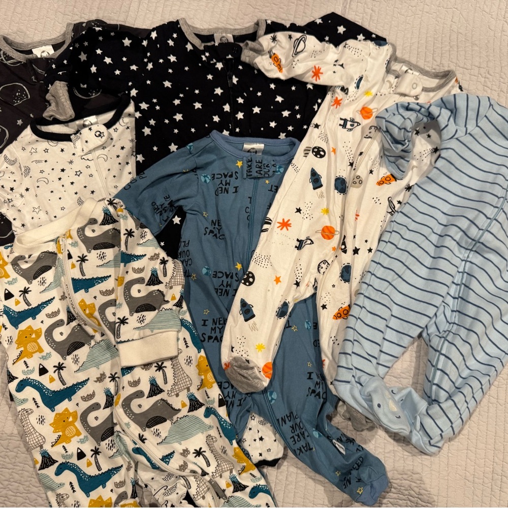 Gerber, Carter’s Footsies for your little peanut 🥜